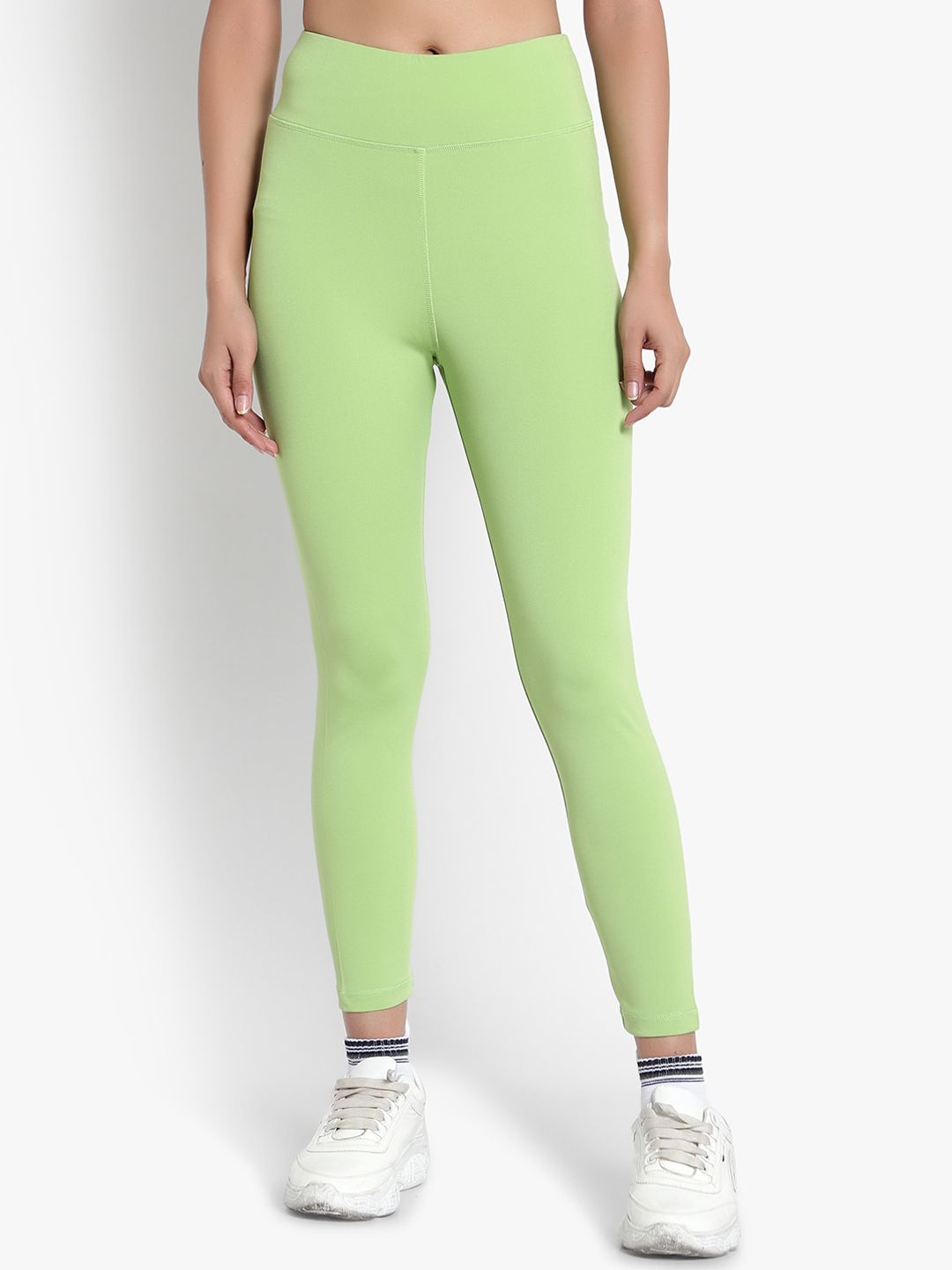 Wearjukebox Women Lime Green Solid  Tights