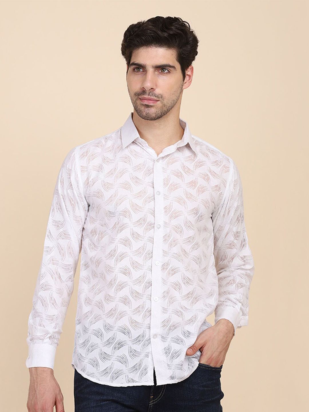TAHVO Men White Comfort Slim Fit Floral Printed Casual Shirt