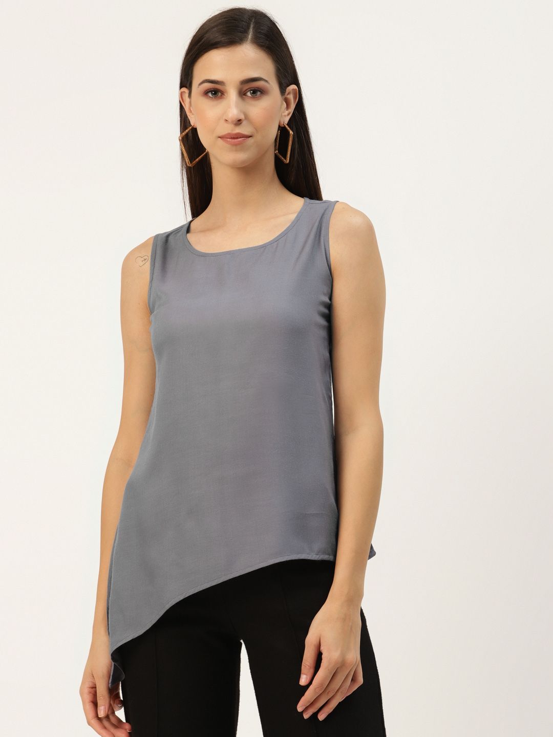 BRINNS Grey Solid Top