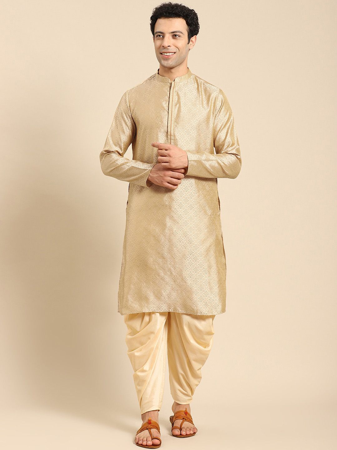 Amodh by Kisah Men Beige Thread Work Jacquard Kurta