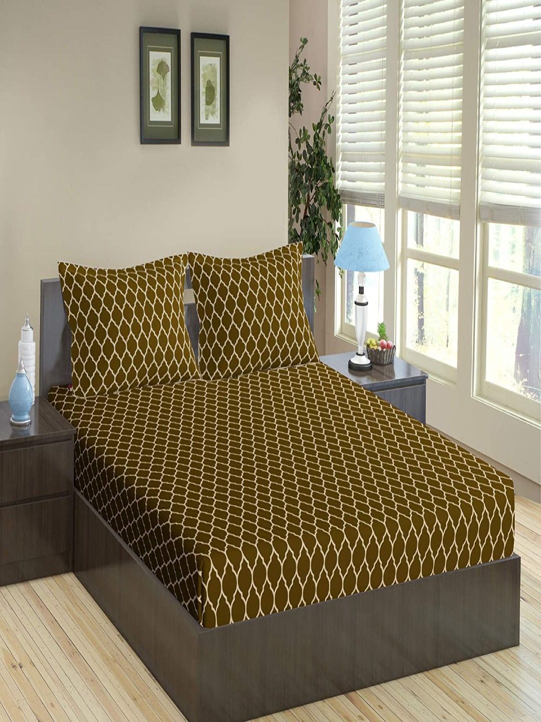 Trance Home Linen Green Geometric Cotton 210 TC King Fine Bedsheet with 2 Pillow Covers-108 x 108 inches