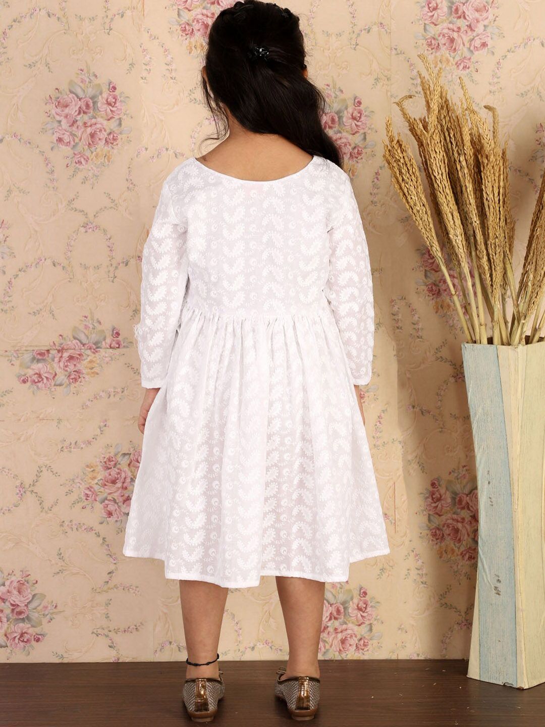 Girls White Chikankari Cotton Ethnic Dress 4