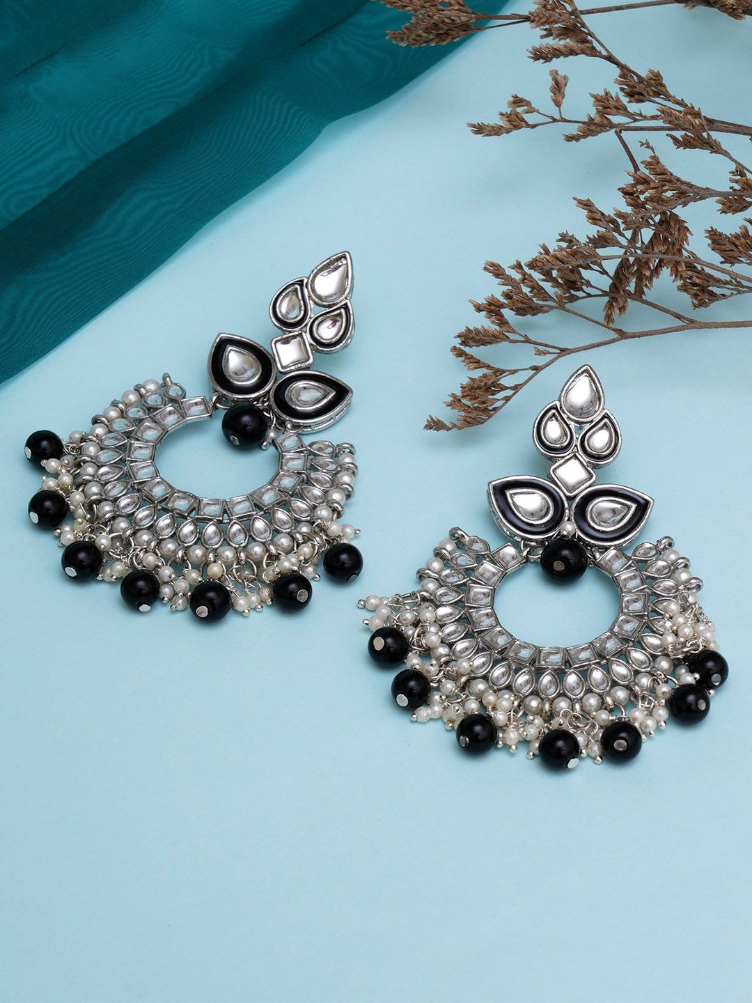 KARATCART Women Silver Plated Black Chandbalis Kundan Earrings