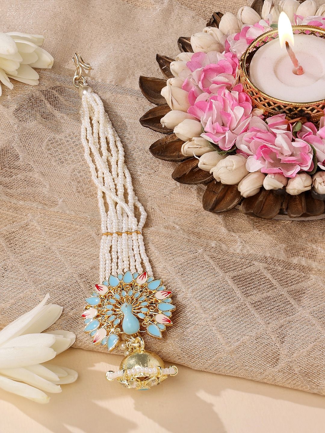 Zaveri Pearls Gold-Plated Blue & White Pearls Beaded & Kundan Studded Maangtika