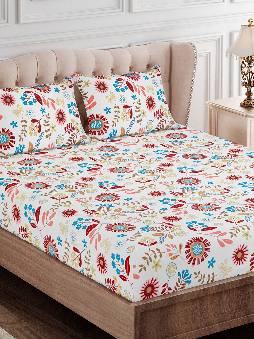 Buy SEJ By Nisha Gupta Maroon Floral Cotton 144 TC Queen Bedsheet With 2 Pillow Covers 220 X 240 Cm -  - Home for Unisex