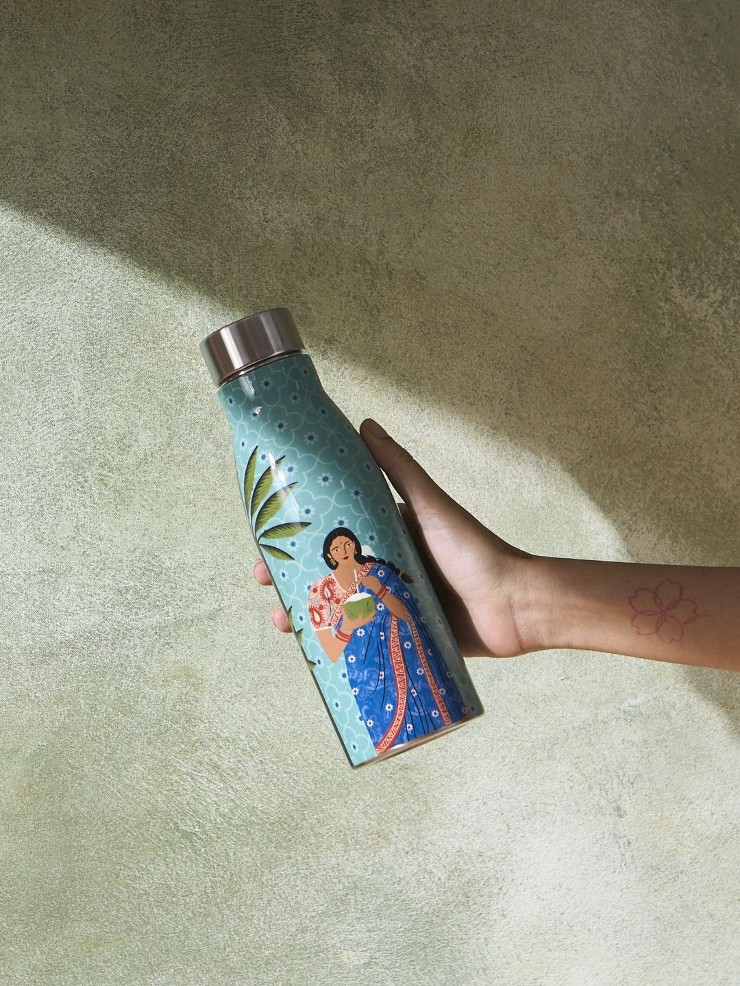 Chumbak Blue Tropical Stainless Steel Spill Proof Sipper - 750ml