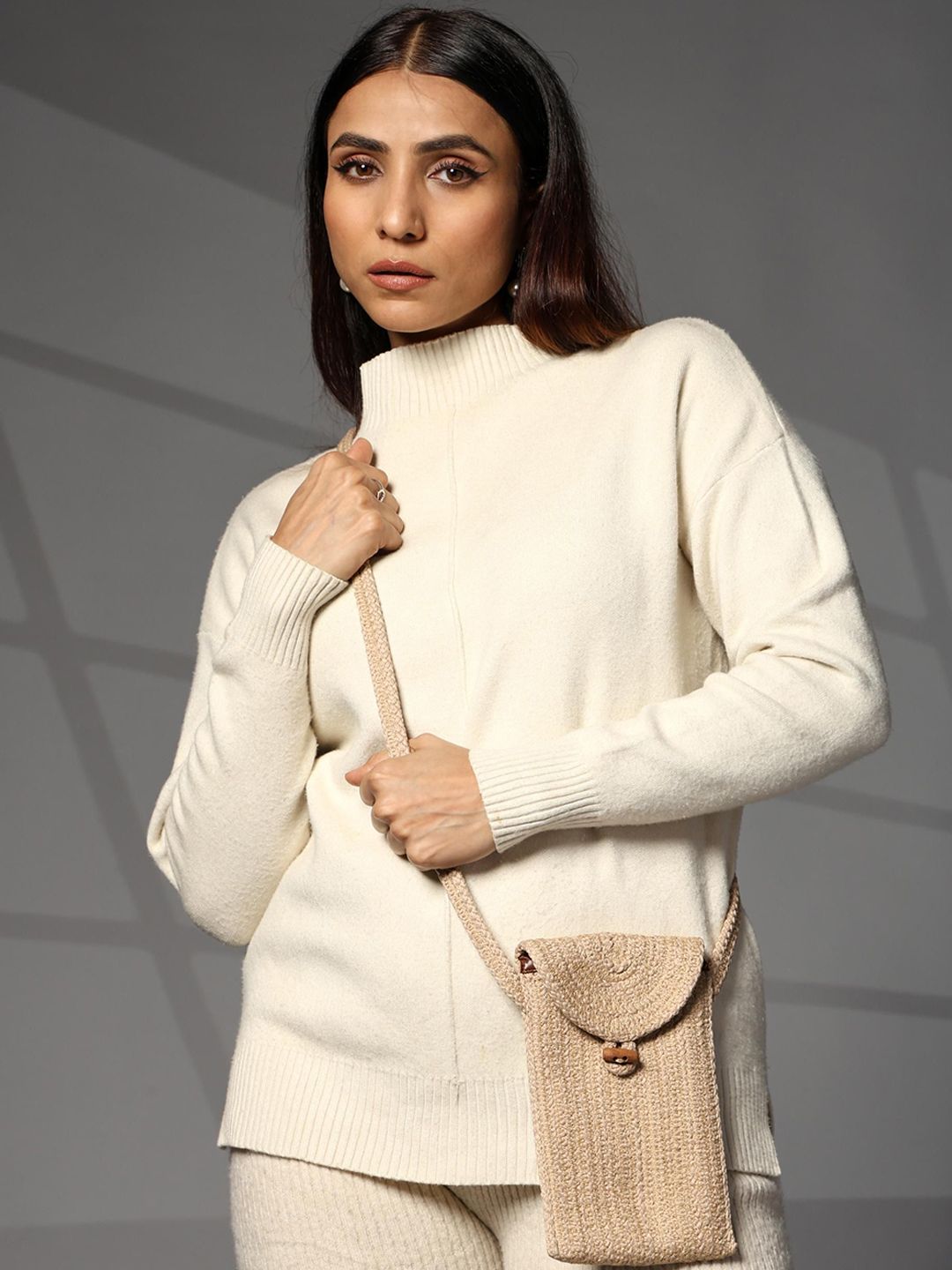 ENSAC Solid Jute Structured Sling Bag