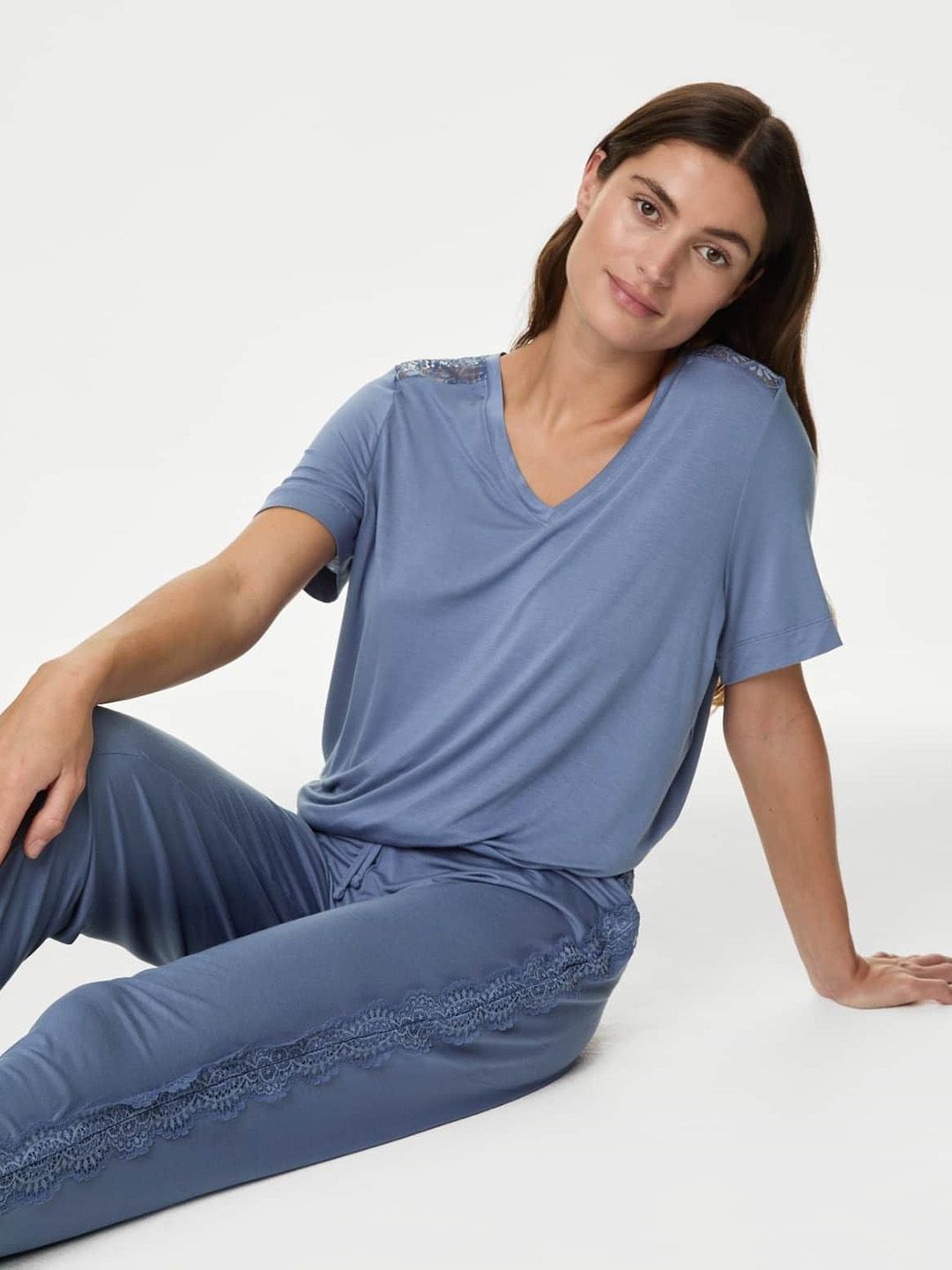 Body Soft Lace Detail Lounge Joggers 4