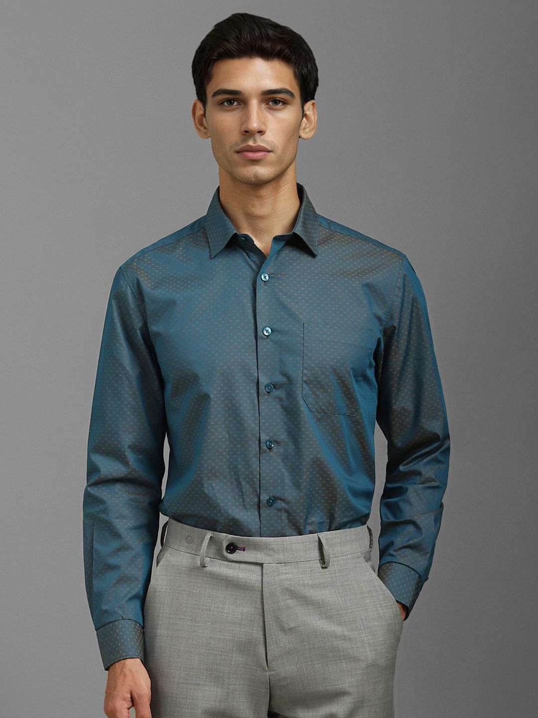 Louis Philippe Men Spread Collar Micro Ditsy Printed Cotton Slim Fit Formal Shirt