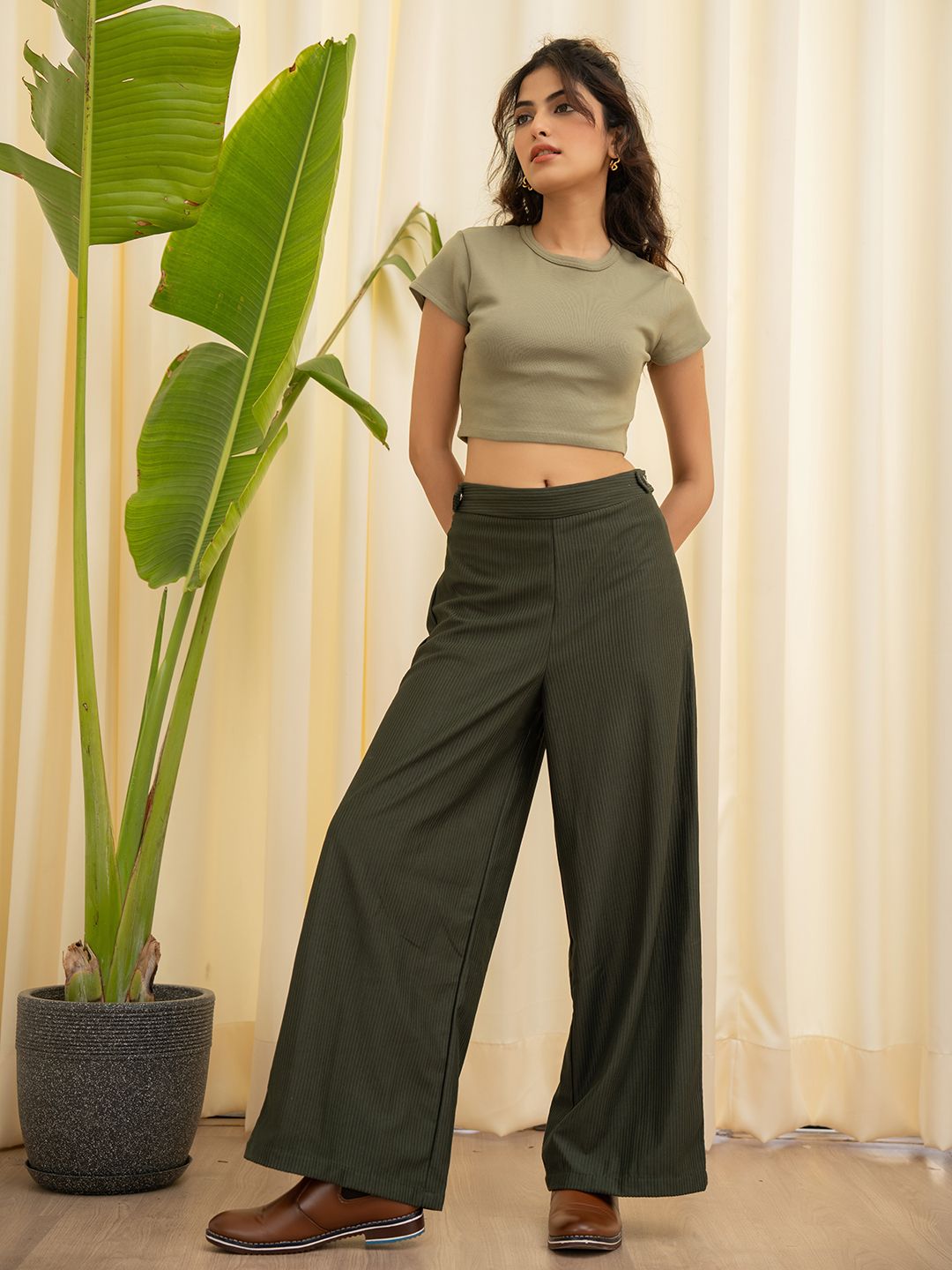 FEATHERS CLOSET Women Relaxed Straight Fit High-Rise Easy Wash Corduroy Trousers