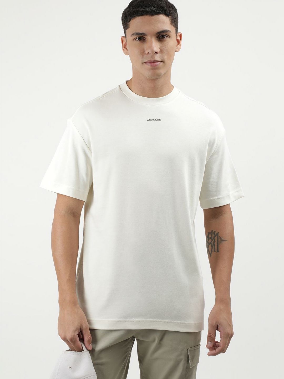 Calvin Klein Jeans Men Solid Round Neck Cotton T-shirt