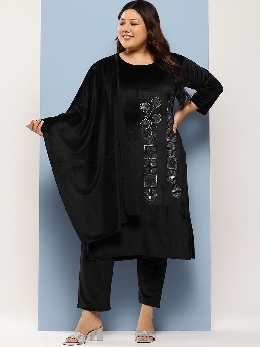 BAESD Women Regular Beads and Stones Velvet Kurta with Trousers & With Dupatta