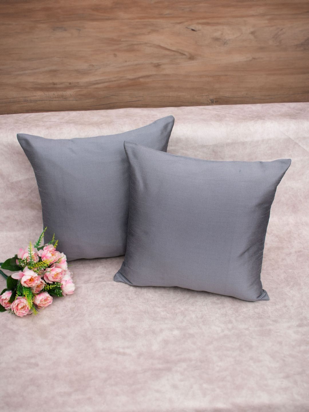 RoyalDeco Grey Set of 2 Square Cushion Covers
