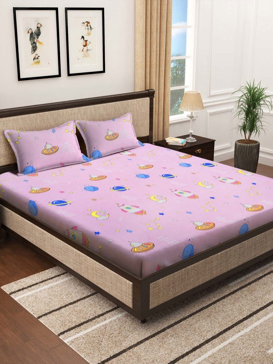 LITTLE GINNIE Pink Graphic Cotton Wrinkle Free 144 TC Queen Bedsheet with 2 Pillow Covers-100 x 90 inches