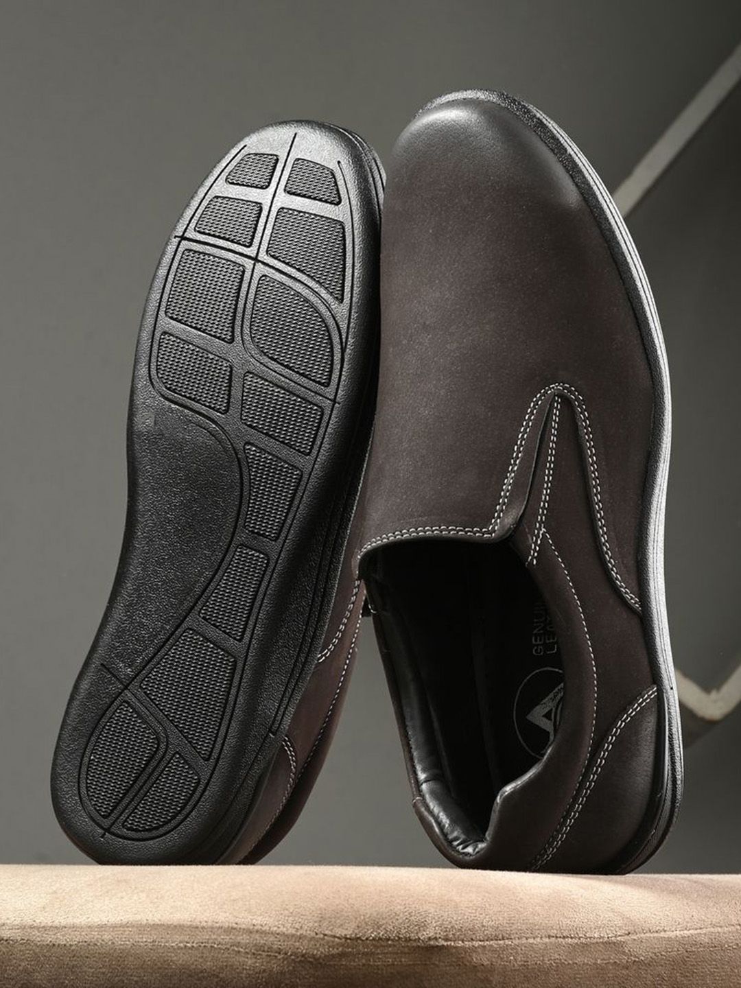 Auserio Men Leather Slip-On Sneakers