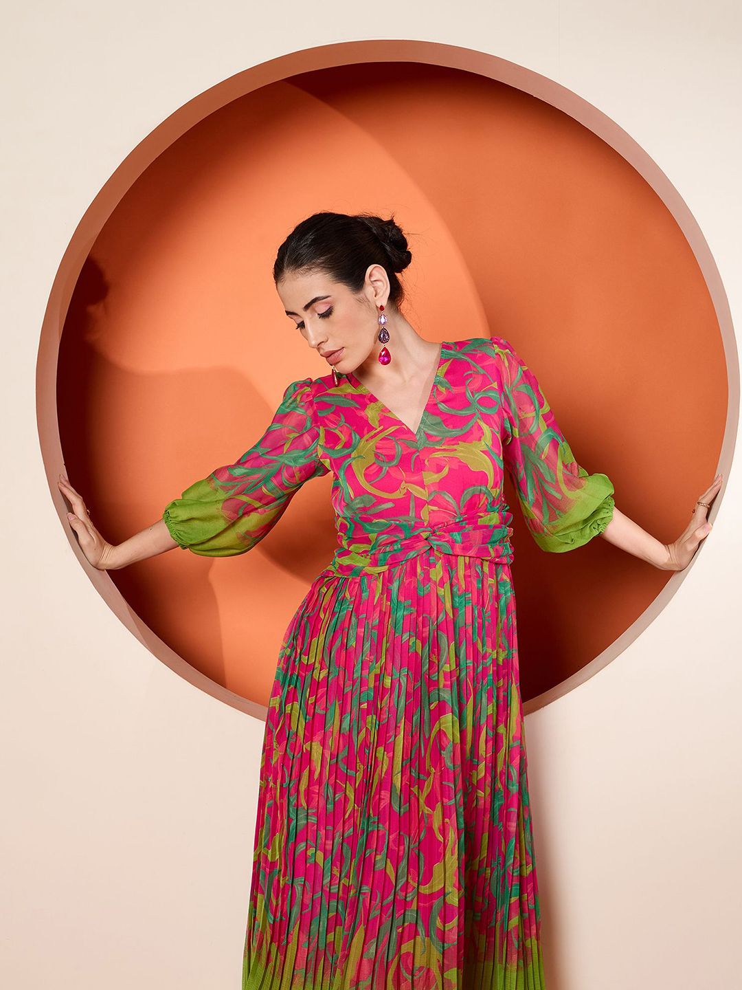 Women Floral Printed Fit & Flare Pleated Midi Dress 7