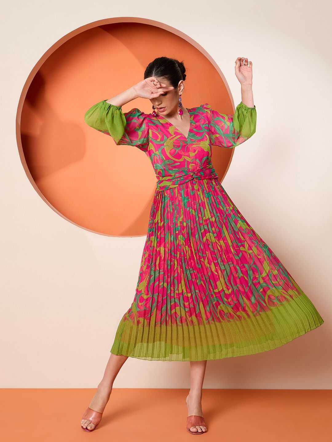 Women Floral Printed Fit & Flare Pleated Midi Dress