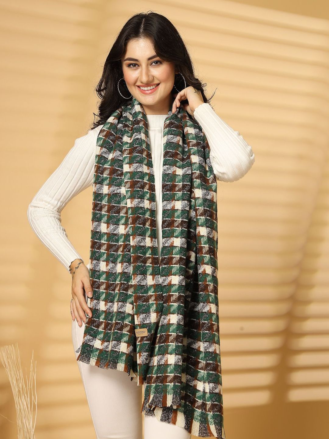 Mafadeny Women Woven Design Stole