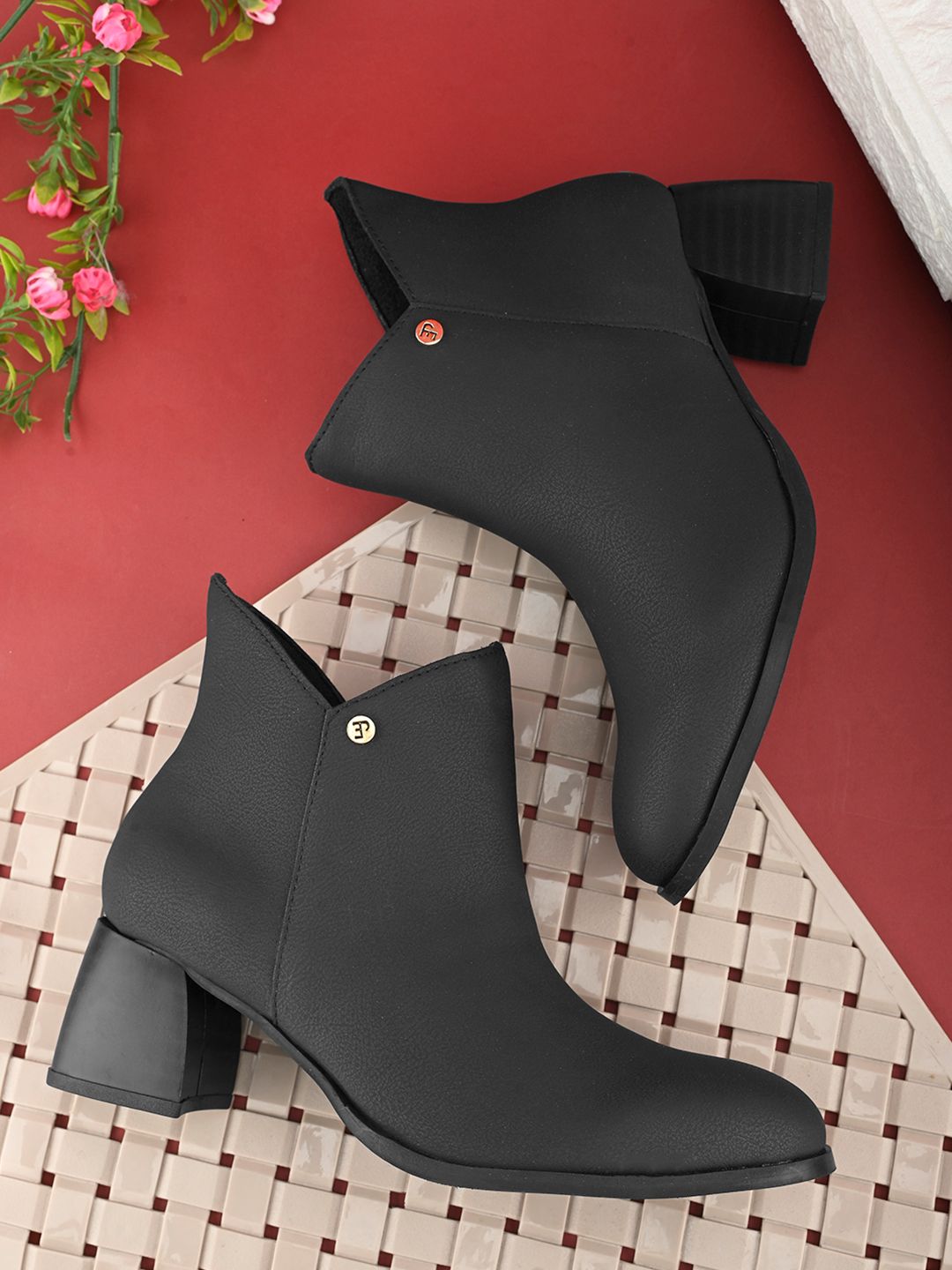 Buy El Paso Women Casual Block Heeled Chelsea Boots -  - Footwear for Women