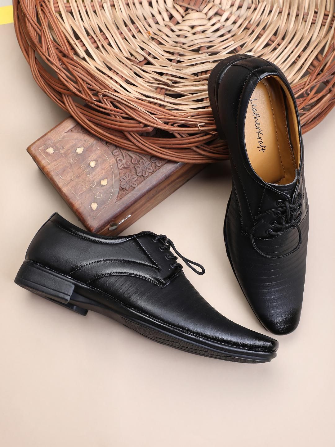 LeatherKraft Men Stacked Heel Lace-Up Formal Derbys