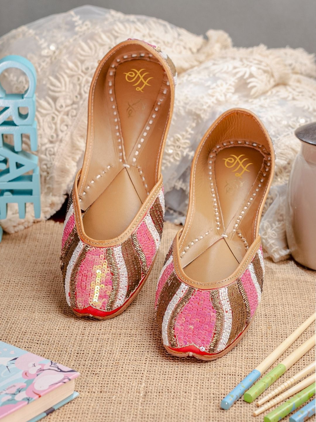 House of Pataudi Women Embellished Mojaris Flats