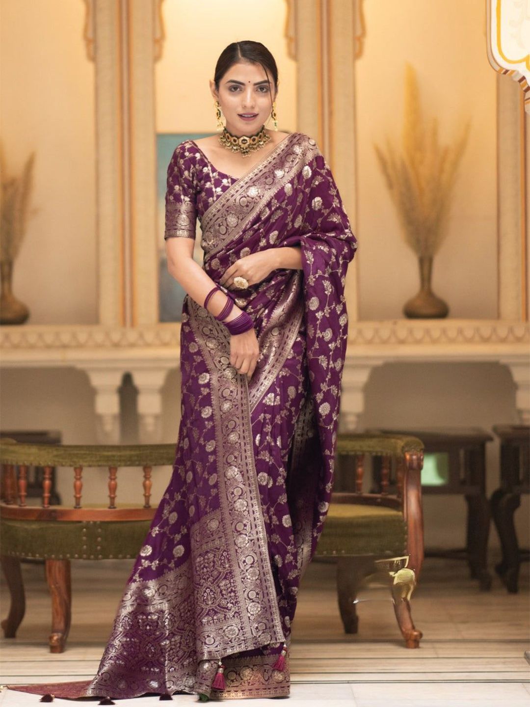 zinzraa Woven Design Zari Kanjeevaram Saree