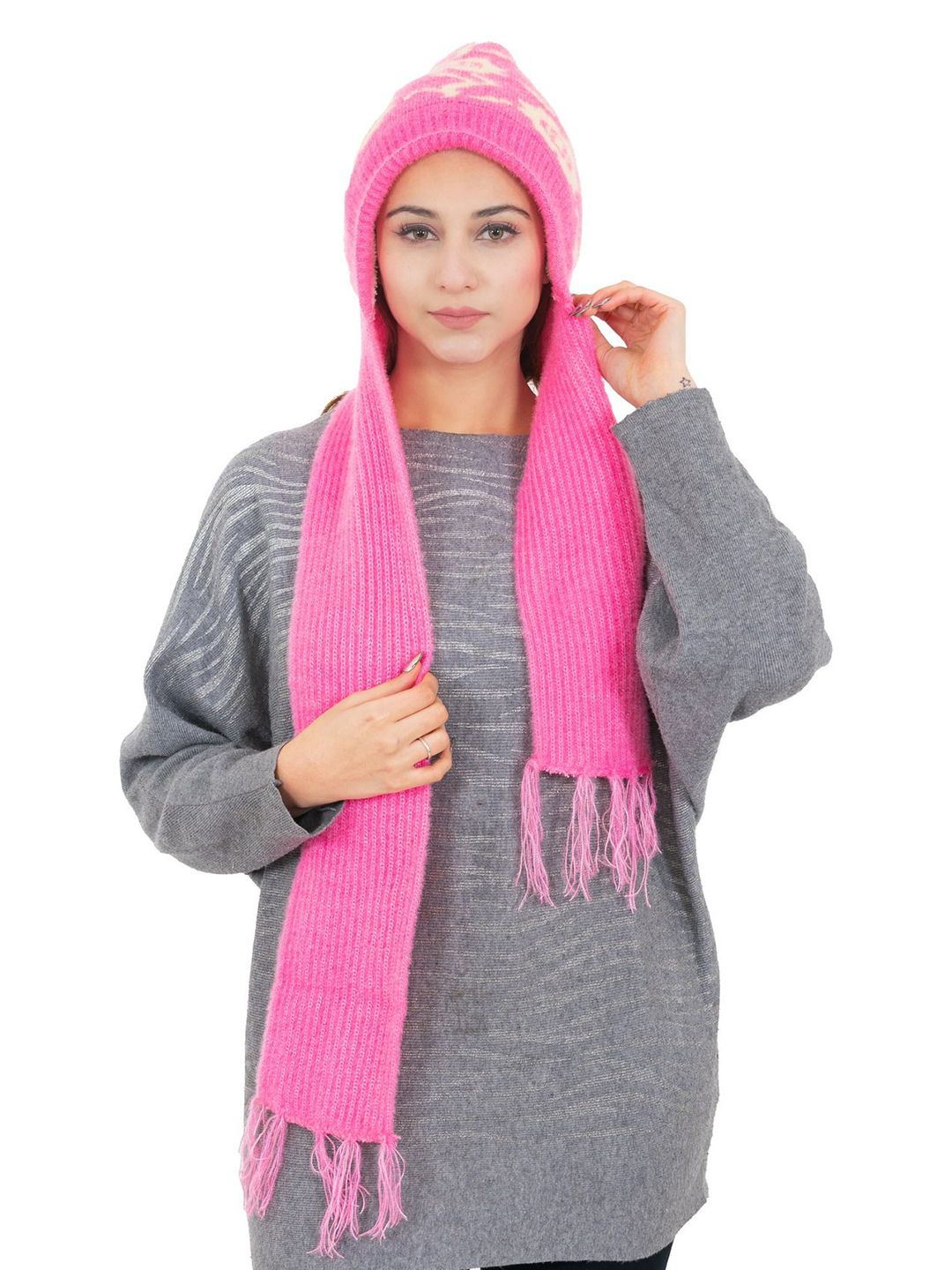 Amoldo Women Printed Woollen Beanie