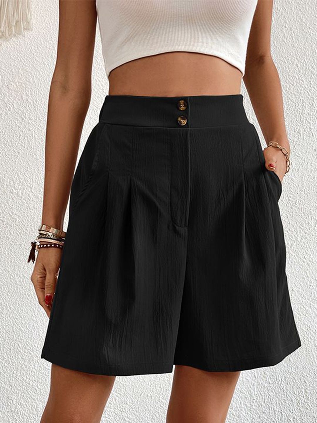 StyleCast Women Black Mid-Rise Shorts