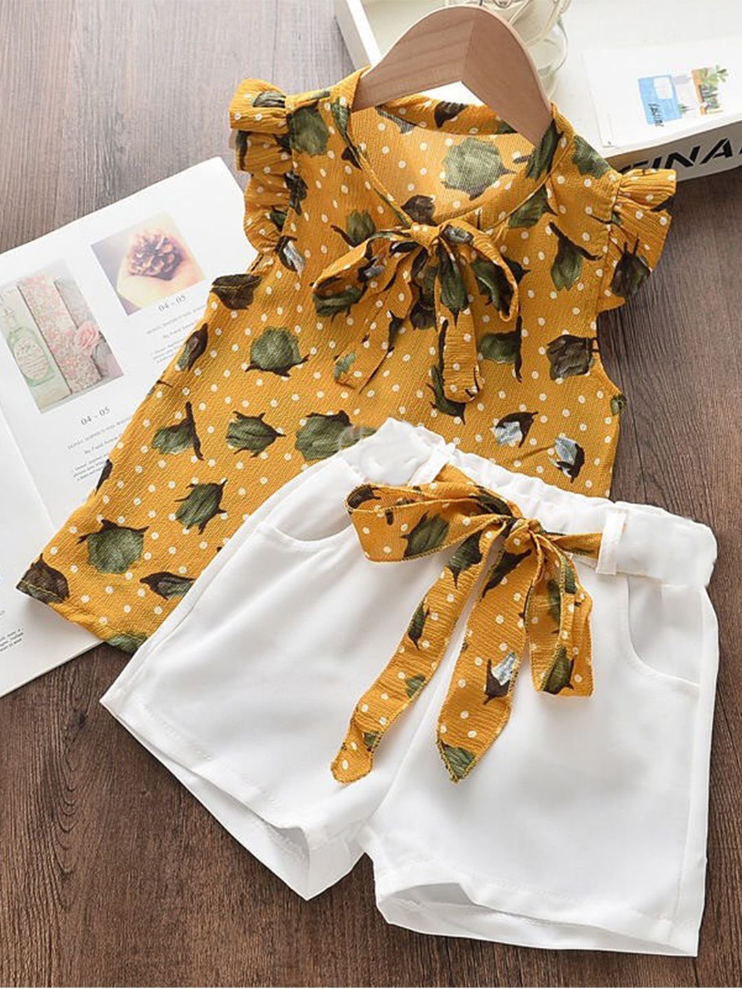 Bold N Elegant Girls Printed Round Neck Top With Shorts Clothing Set