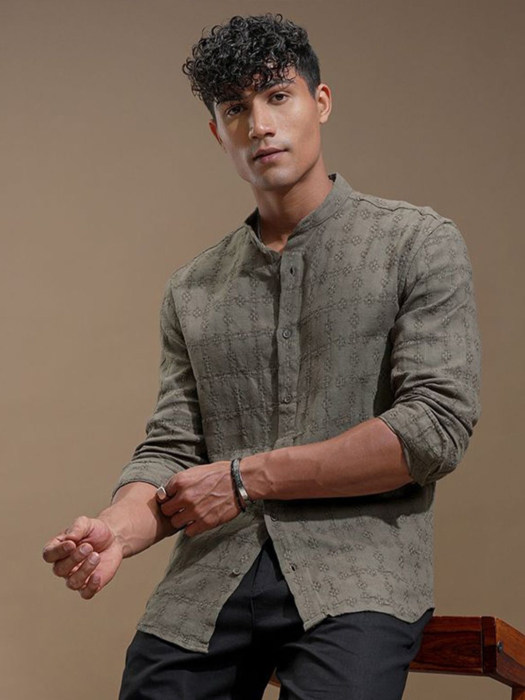 HIGHLANDER Men Comfort Opaque Casual Shirt