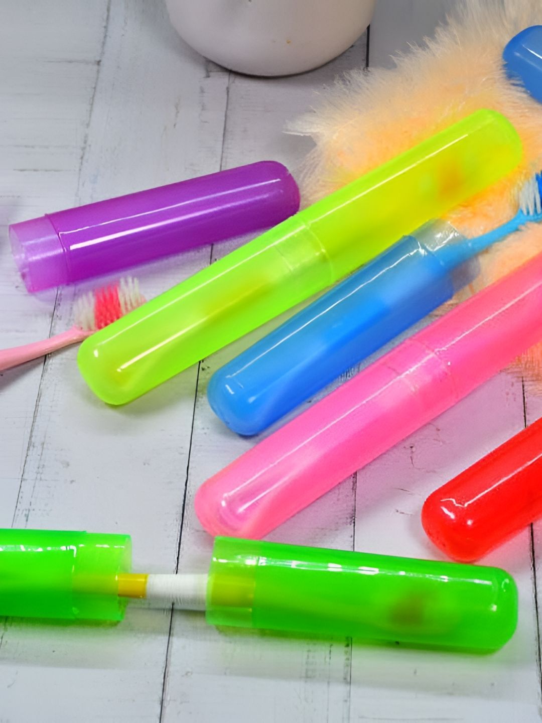 DeoDap Multicoloured 6 Pc Plastic Toothbrush Case