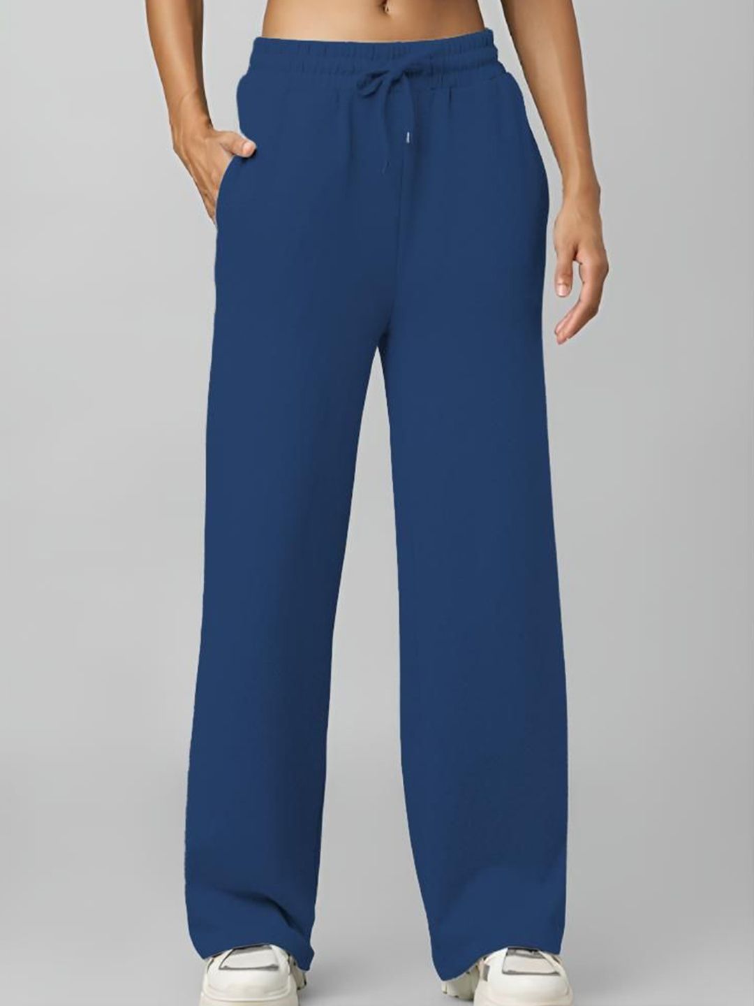 OUTLAWS Women Relaxed Fit Mid-Rise Trackpants
