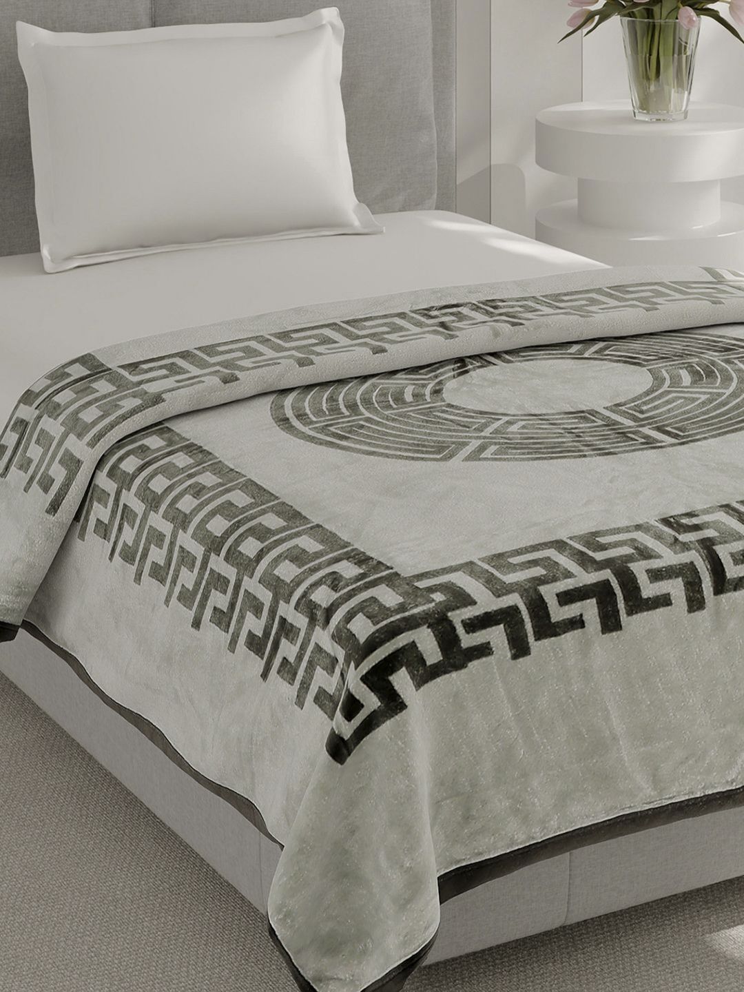 Monte Carlo Olive Green Mild Winter Single Bed Blanket 625 GSM