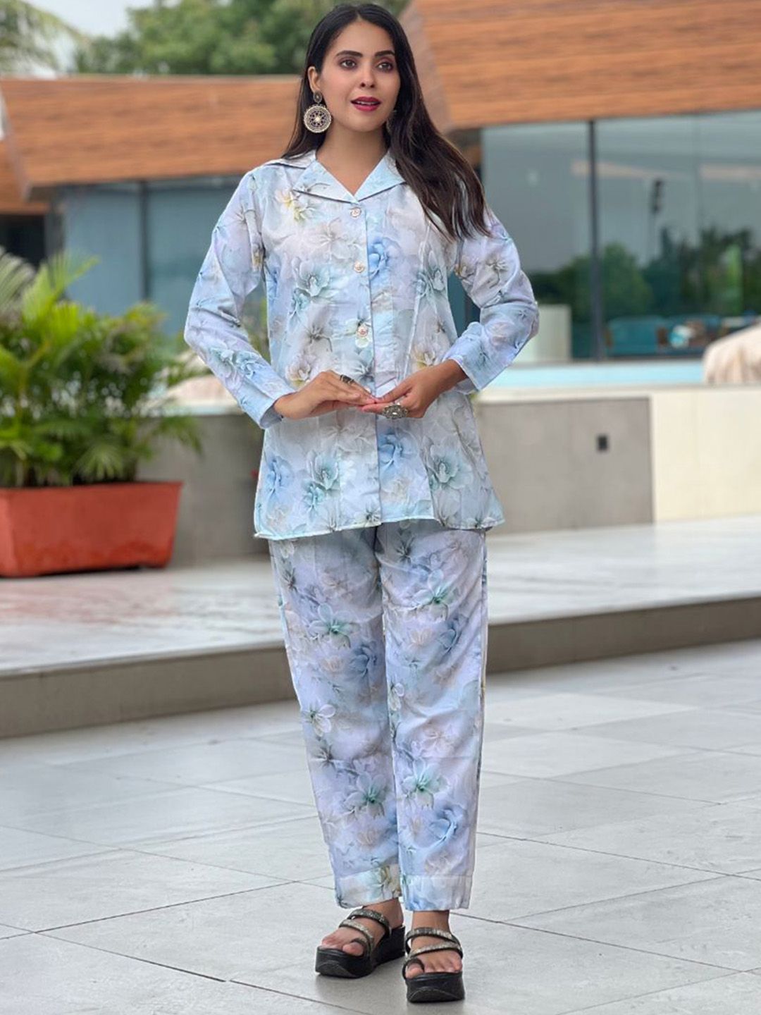 GRISHU COLLECTION Floral Printed V-Neck Pure Cotton Shirt With Trousers