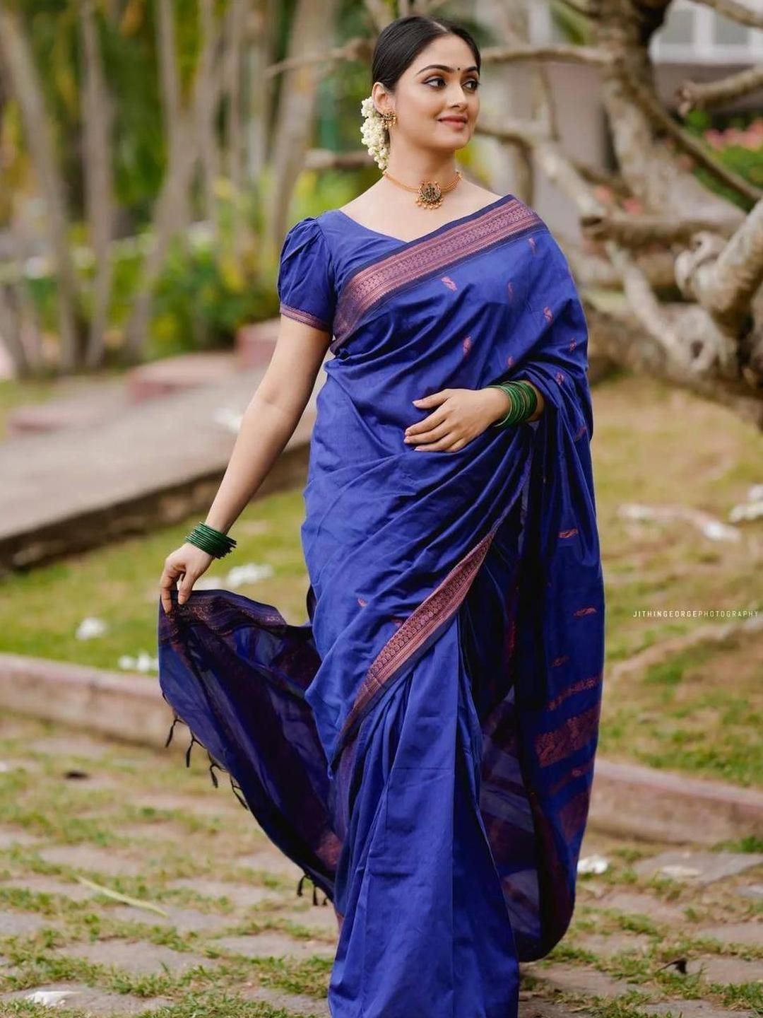 GHAN SALS Blue Silk Blend Woven Design Sarees