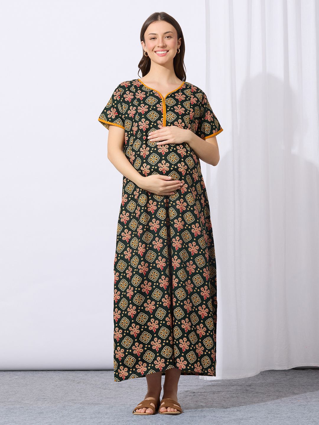 MomToBe Women Printed Cotton Castleton Green Feeding Nighty Nightdress