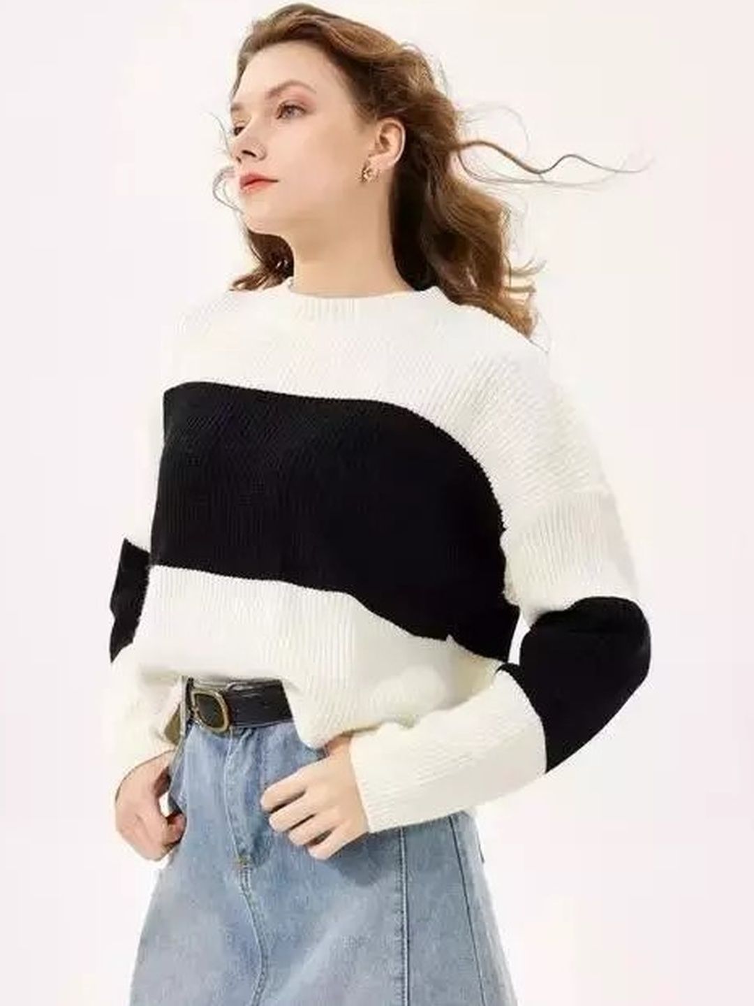girlsify Women Ribbed Black & White Stylish Cropped Top