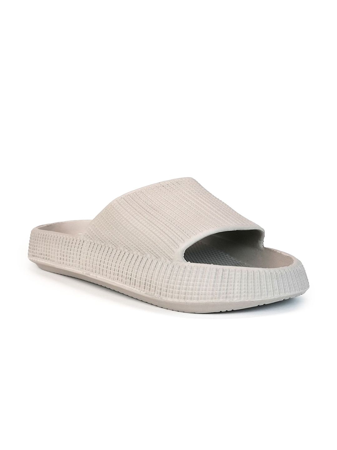 Hygear Men Self Design Sliders