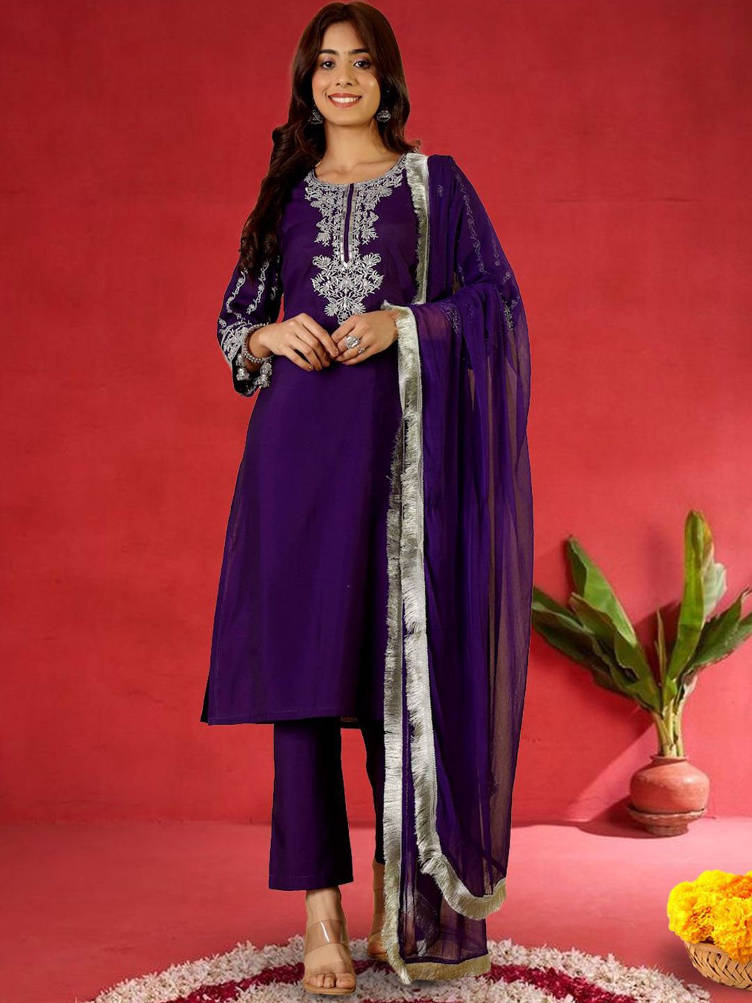 Varanga Women Embroidered Kurta with Trousers & Dupatta