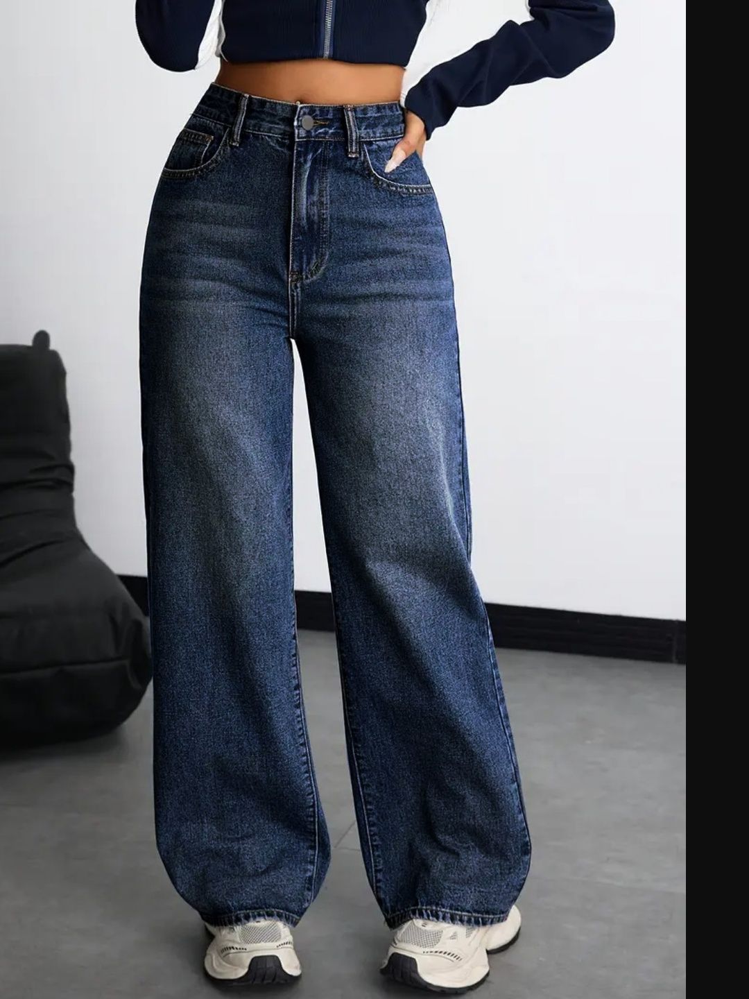 Women High-Rise Baggy Fit Jeans 3