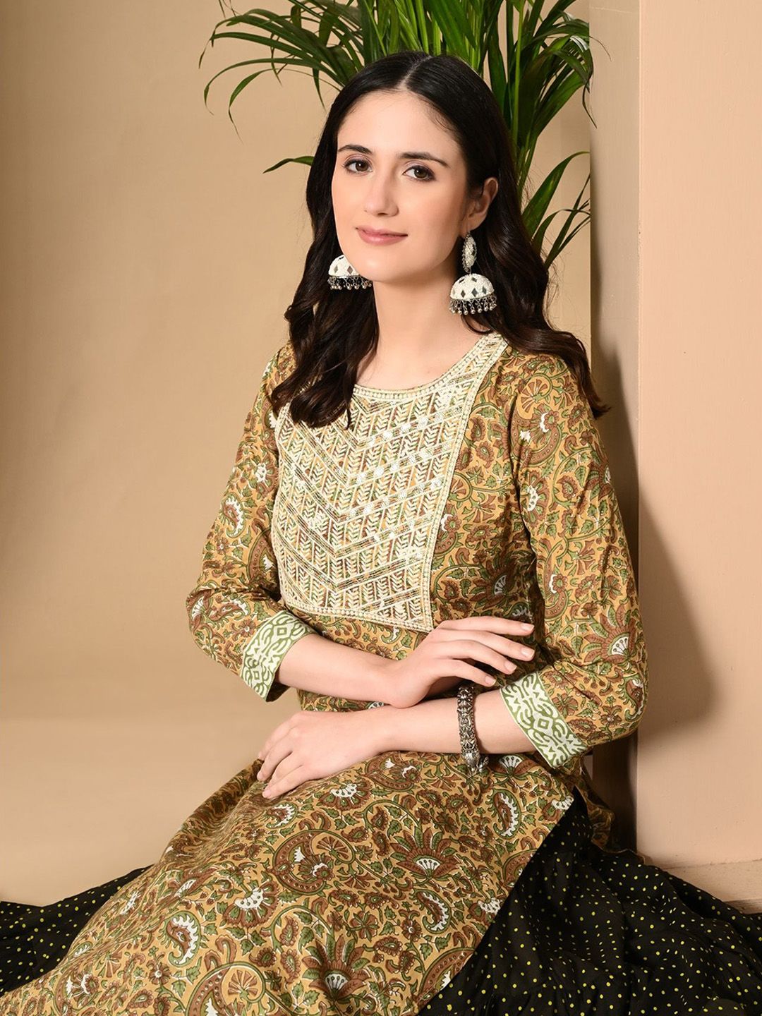 Jaipurite Women Floral Embroidered Daily Cotton Straight Kurta