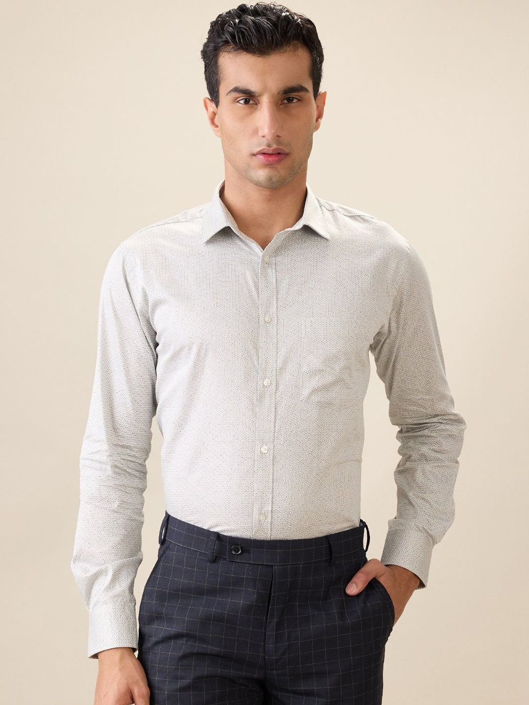 Park Avenue Men Slim Fit Micro Ditsy Printed Spread Collar Cotton Formal Shirt