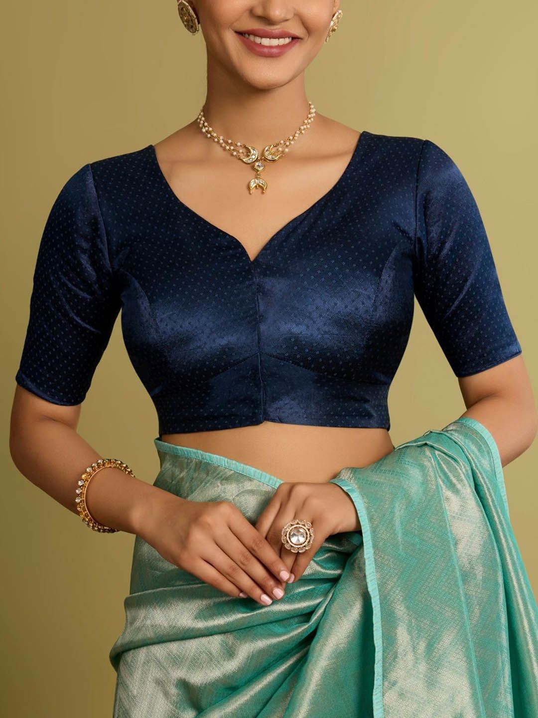 Taneira Woven Design V-Neck Short Sleeves Saree Blouse