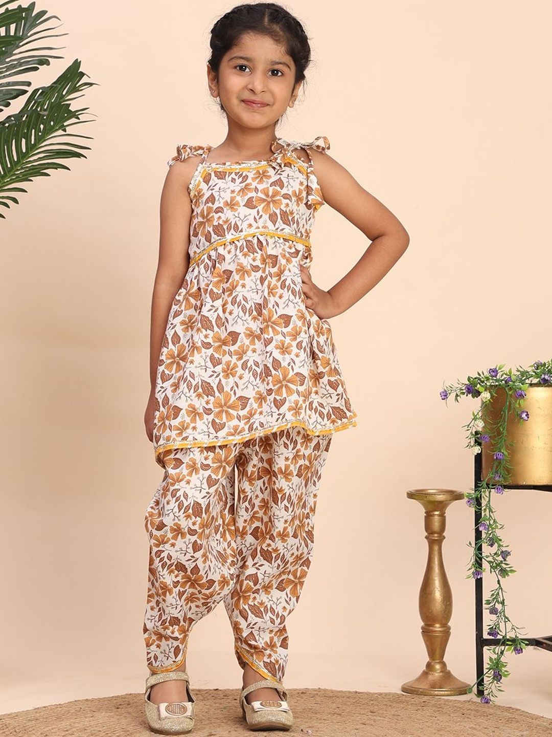 Cutiekins Girls Floral Printed Regular Gotta Patti Kurta with Dhoti Pants