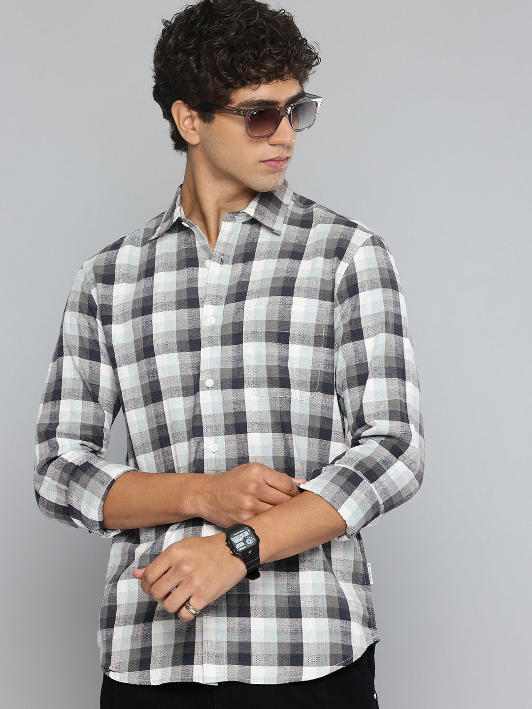 Flying Machine Slim Fit Checked Pure Cotton Casual Shirt