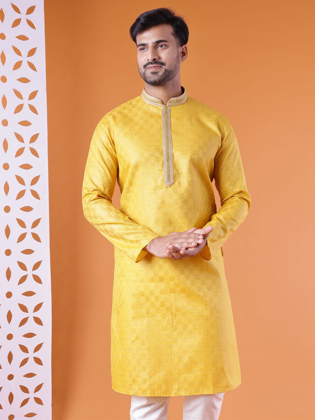 AURIK Men Checked Festive Straight Kurta