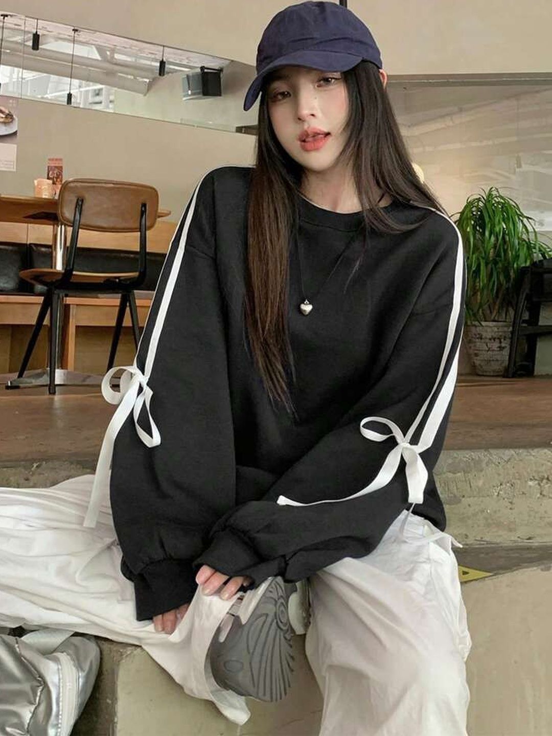 TABADTOD Round Neck Oversized Pullover Sweatshirt With Knot Style