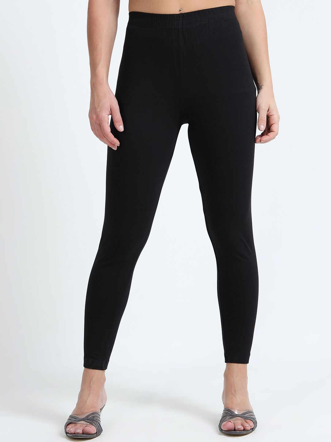 SOFLY Black-02 Mid-Rise Cotton Ankle-Length Leggings