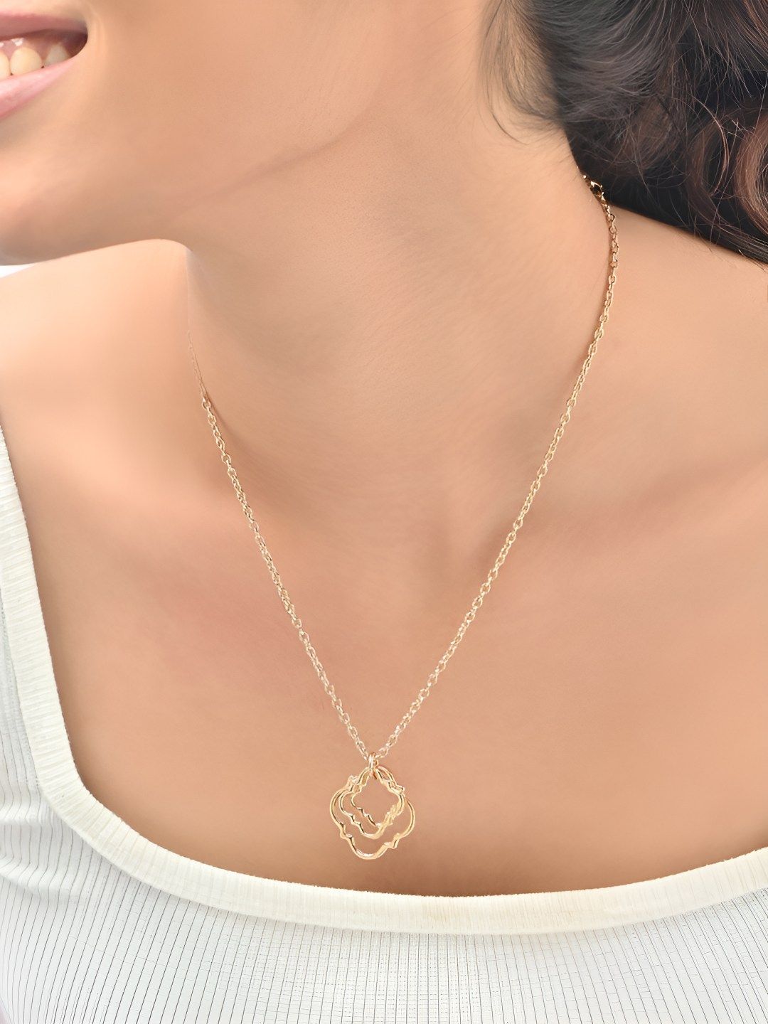 ToniQ Gold-Plated Clover Charm Minimal Necklace
