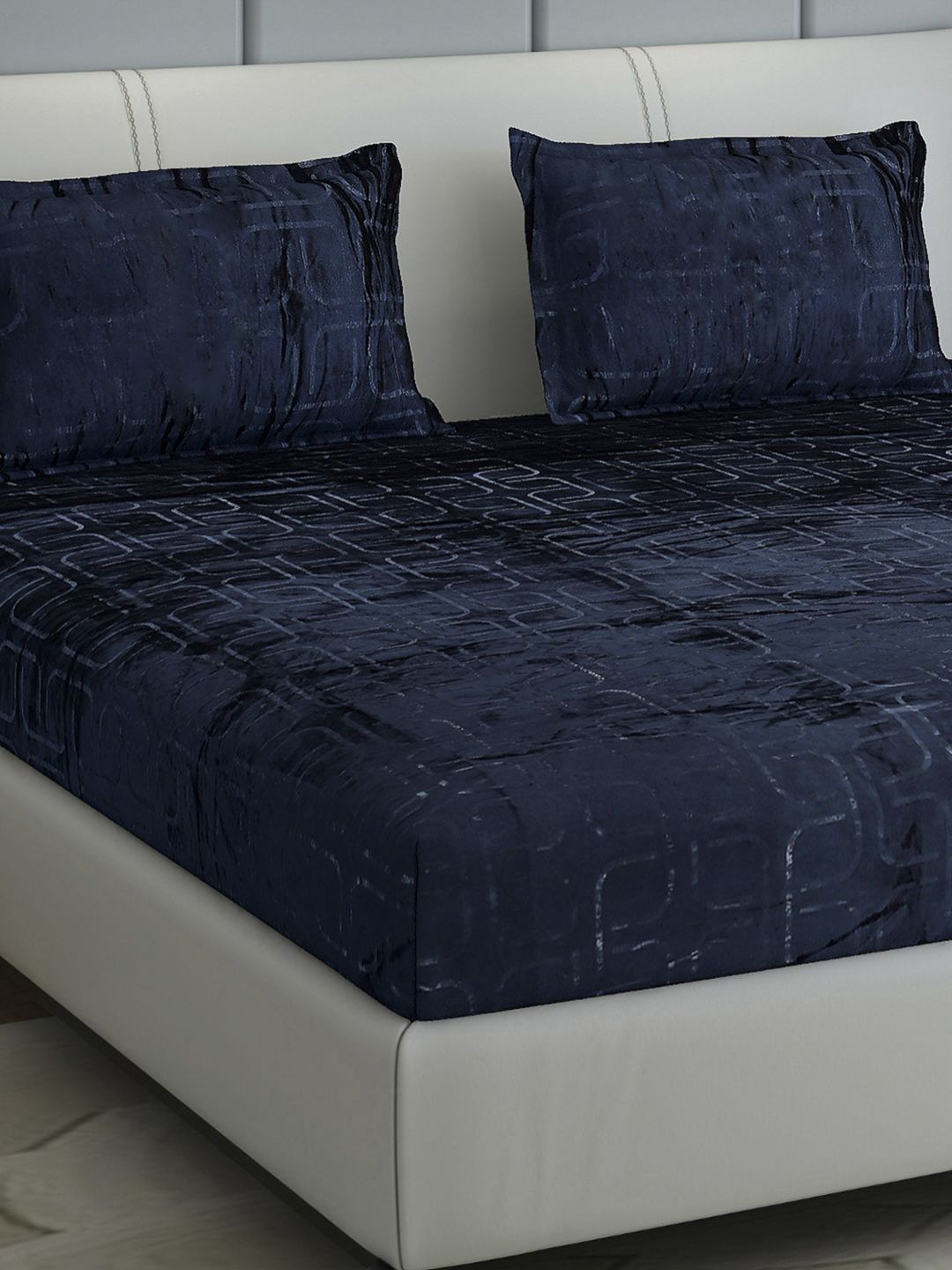 Buy Monte Carlo Blue Geometric 300 TC Bedsheet Set 2.5 M X 2.75 M 435 GSM -  - Home for Unisex